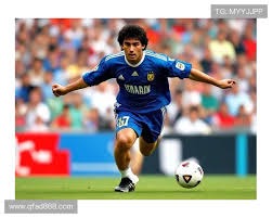 表现不俗！墨菲半场9投5中&罚球2中2 得到14分4板1助0失误